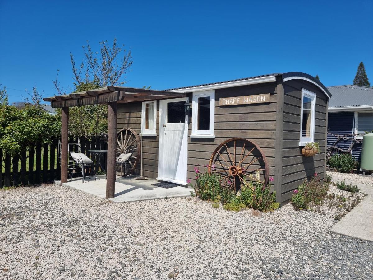 Cheviot Motels, Cabins And Camp Exterior photo