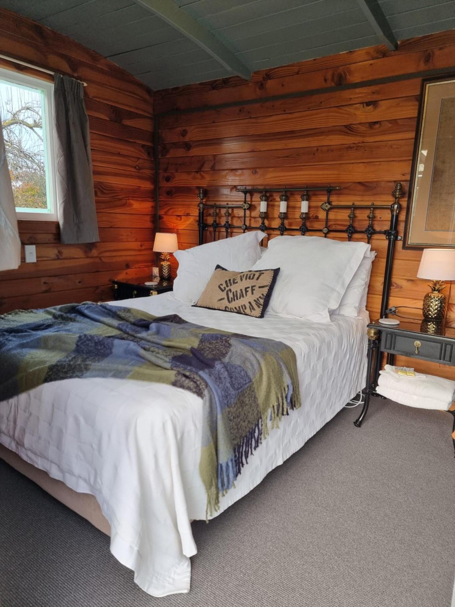 Cheviot Motels, Cabins And Camp Exterior photo